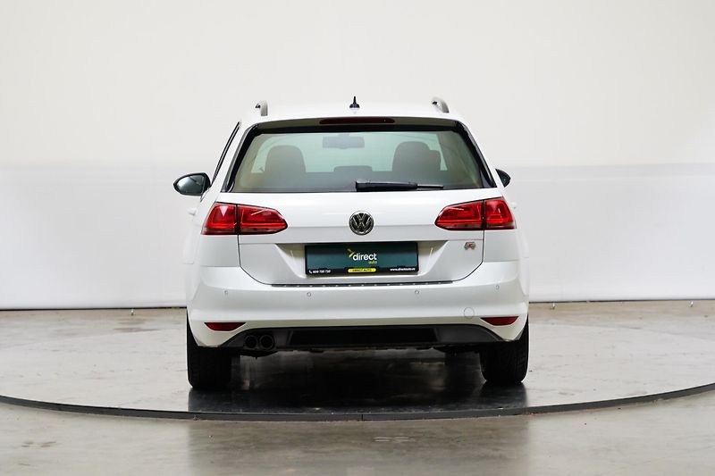Volkswagen Golf - fotka 6 z 29
