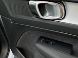 Volvo XC40 FWD T2 Core - náhled 13