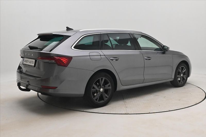 Škoda Octavia 2,0 TDI 110kW DSG StyleTažné Z - fotka 5 z 33
