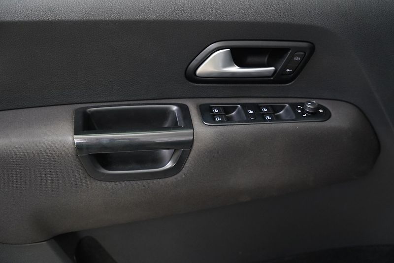 Volkswagen Amarok - fotka 12 z 24
