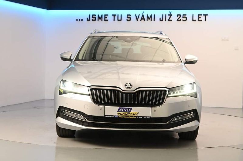 Škoda Superb (2024) 2.0 STYLE DSG LED Matrix ACC V - fotka 3 z 33