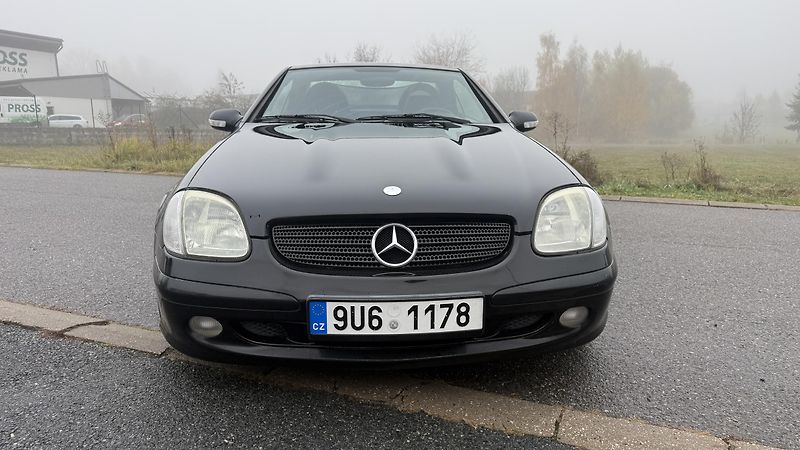 Mercedes-Benz SLK (2000) 320 AUT 160KW MB KOLA18 KLIMA - fotka 4 z 24