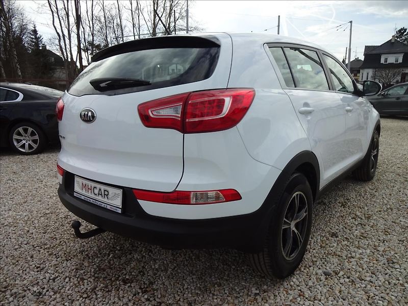 Kia Sportage 1,6GDi  Active Plus - fotka 7 z 46