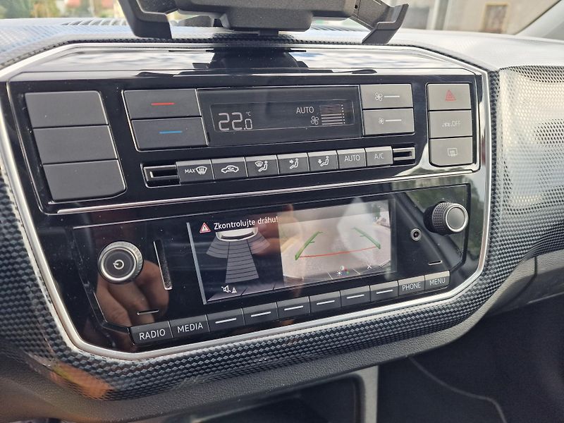 Volkswagen e-up! DRIVE 61KW 36,9kWh - fotka 13 z 18