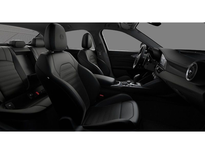Alfa Romeo Giulia (2026) 2.9 V6 BiTurbo 520k QV Carbon - fotka 6 z 6