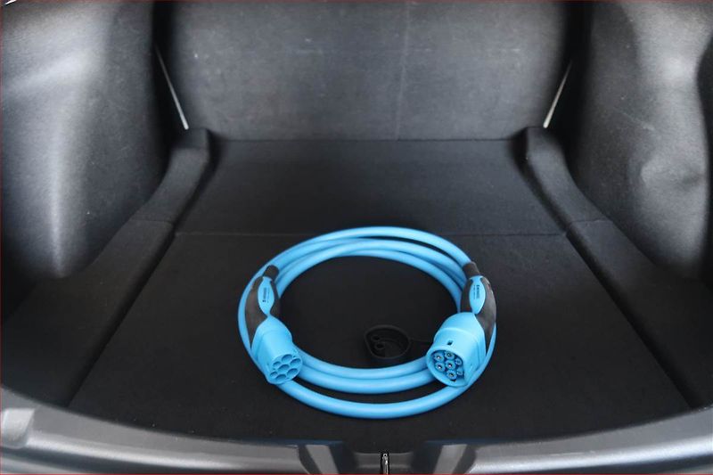 Tesla Model 3 (2020) Long Range 4WD 74kWh, SoH 92% - fotka 26 z 26