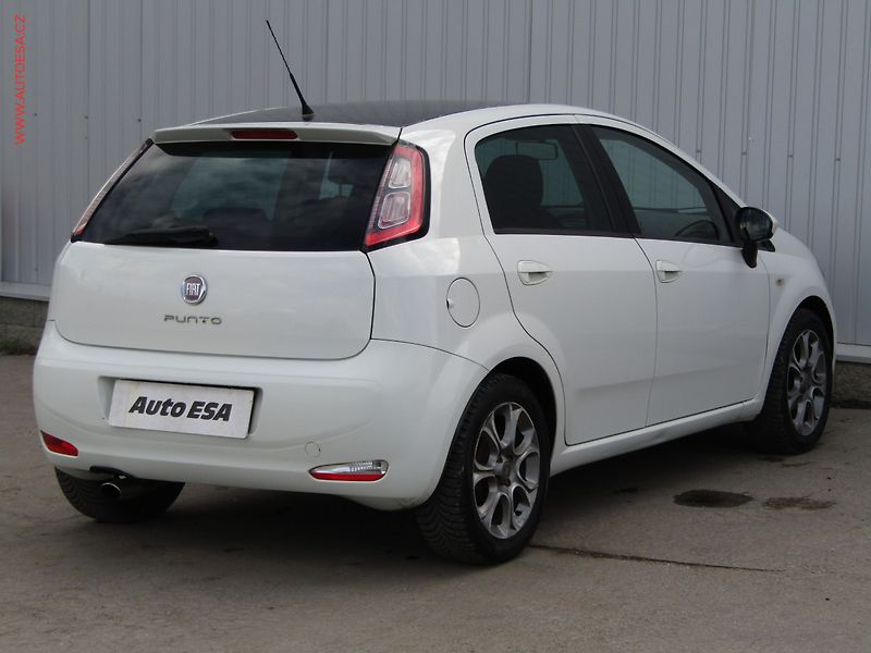 Fiat Punto (2012) 1.3 JTD, ČR, AC, STK4/28 - fotka 4 z 15