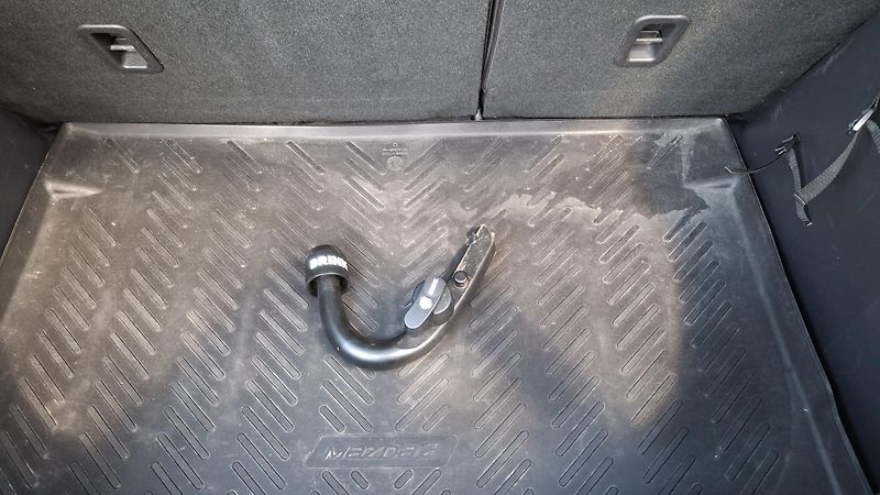 Mazda 2 1.5 sport  66kw  facelit - fotka 26 z 39