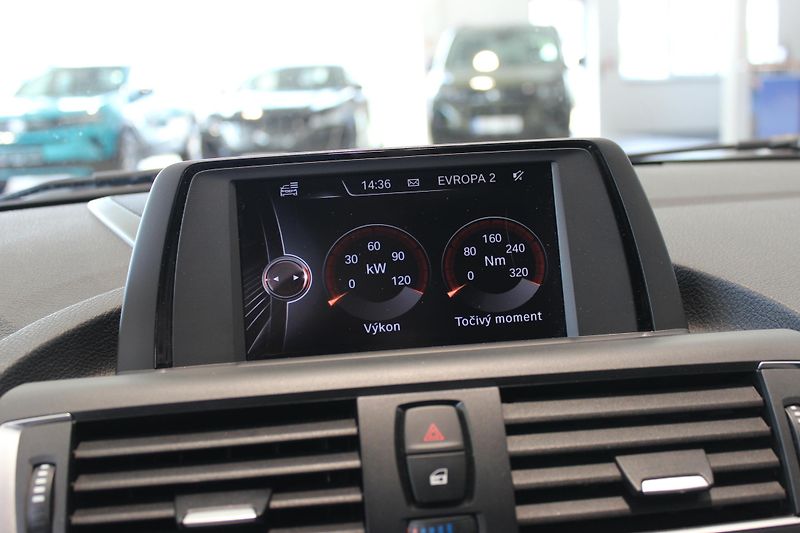 BMW Řada 1 (2015) 116d,115HP,M-PAKET, - fotka 16 z 20