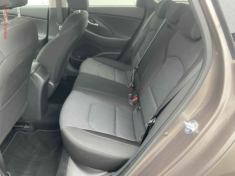 Hyundai i30 (2020) 1.6CRDi, 1.maj,ČR, Smart - fotka 10 z 17