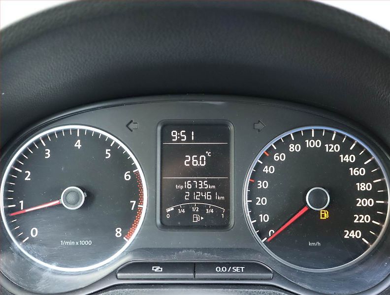 Volkswagen Polo (2013) 1.2 TSI, Serv.kniha - fotka 11 z 15