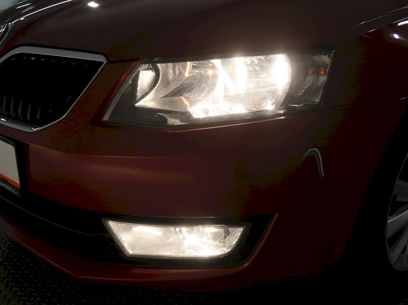 Škoda Octavia (2017) AMBITION 1.6TDI 66KW - fotka 10 z 30