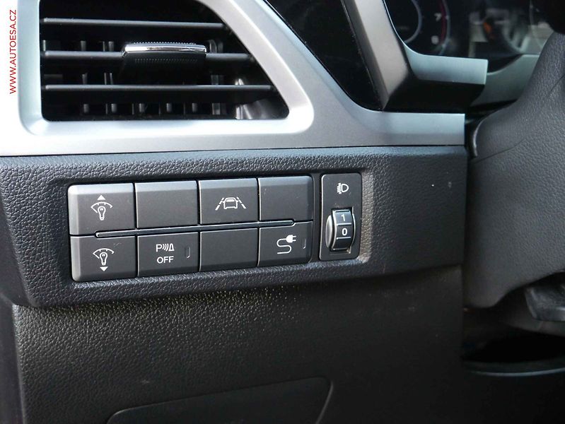 SsangYong Korando (2022) 1.5 T-GDi, 1.maj,ČR, LED - fotka 15 z 16