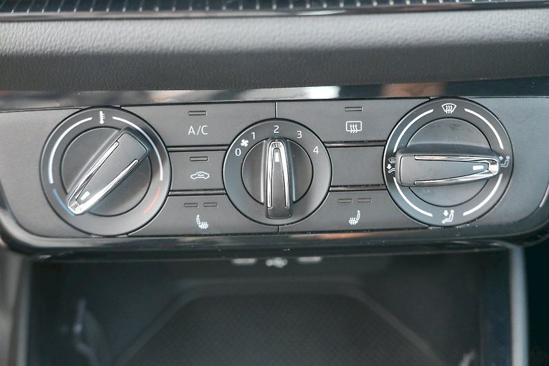 Škoda Fabia (2025) 1.0 MPI 59 kW M5° Selection - fotka 10 z 29