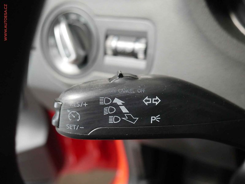Volkswagen Polo (2009) 1.2HTP, ČR, AC, temp, STK8/28 - fotka 12 z 15