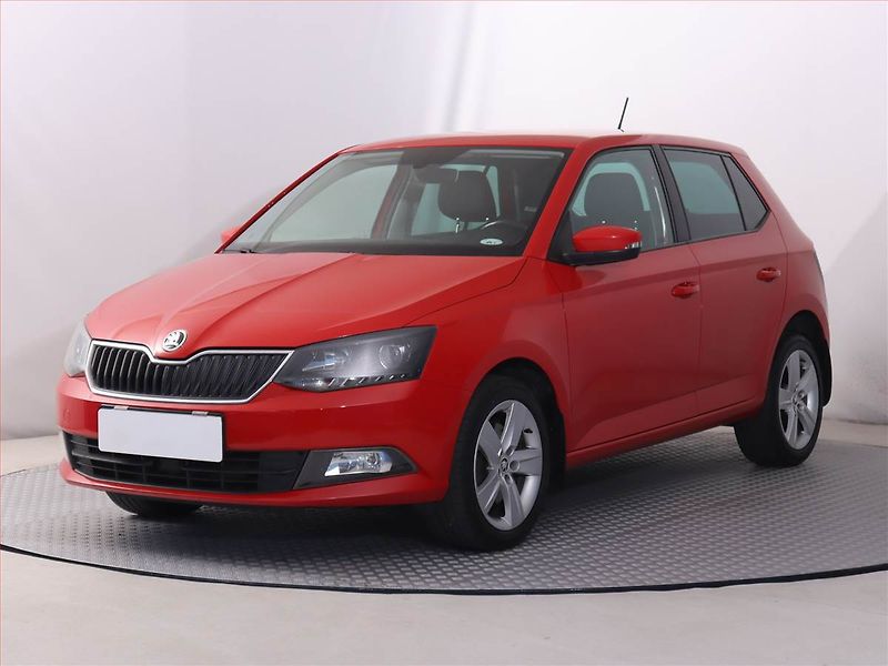 Škoda Fabia (2015) Style 1.2 TSI, Serv.kniha - fotka 2 z 19