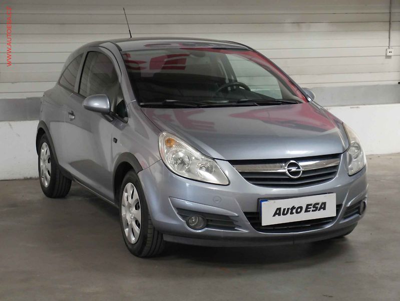 Opel Corsa (2009) 1.0i, AC - fotka 1 z 15