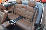 BMW Řada 3 (2009) 325i 155kW E93 Cabrio / manuál - náhled 15