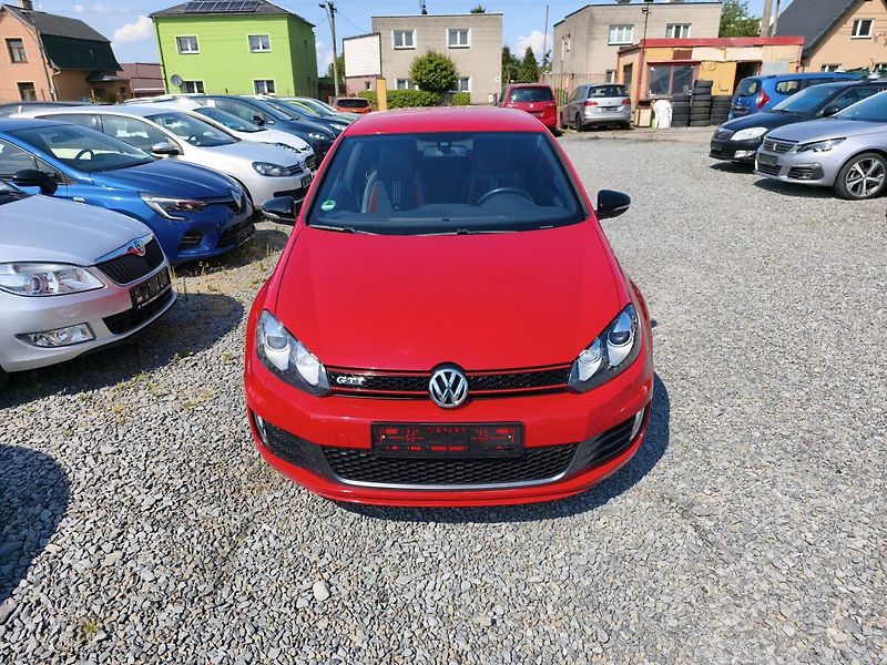 Volkswagen Golf (2012) - fotka 30 z 30