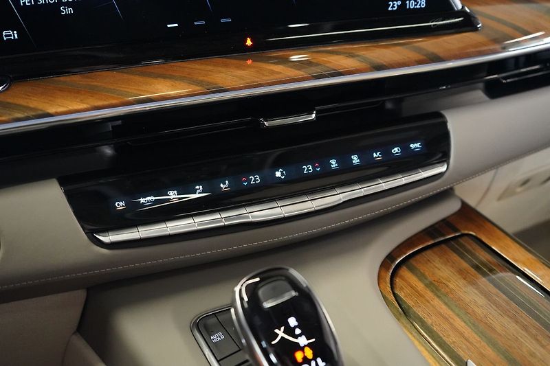 Cadillac Escalade ESV Sport Platinum - fotka 40 z 59