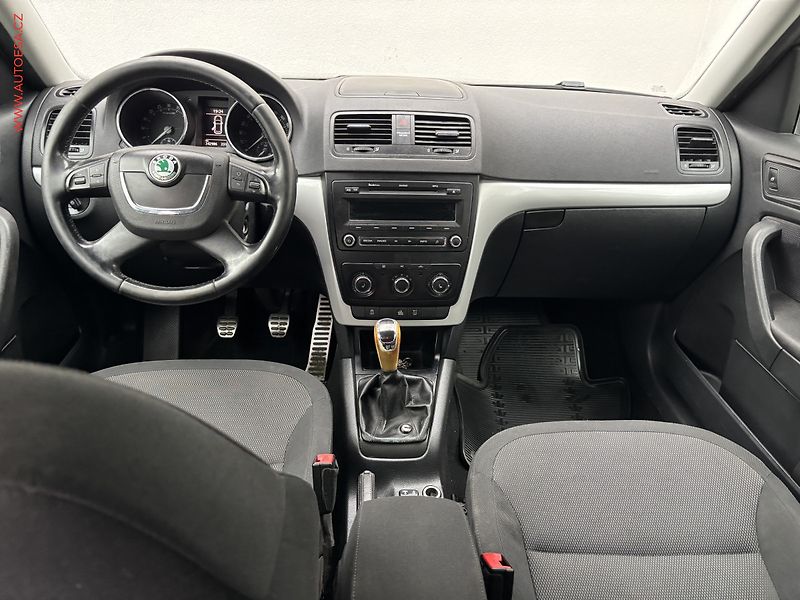 Škoda Yeti (2011) 2.0tdi 4x4, ČR, AC, výhřev - fotka 8 z 16