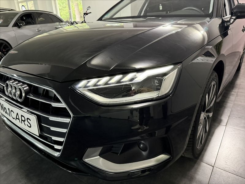 Audi A4 2,0   TDI QUATTRO MATRIX TZ - fotka 36 z 42
