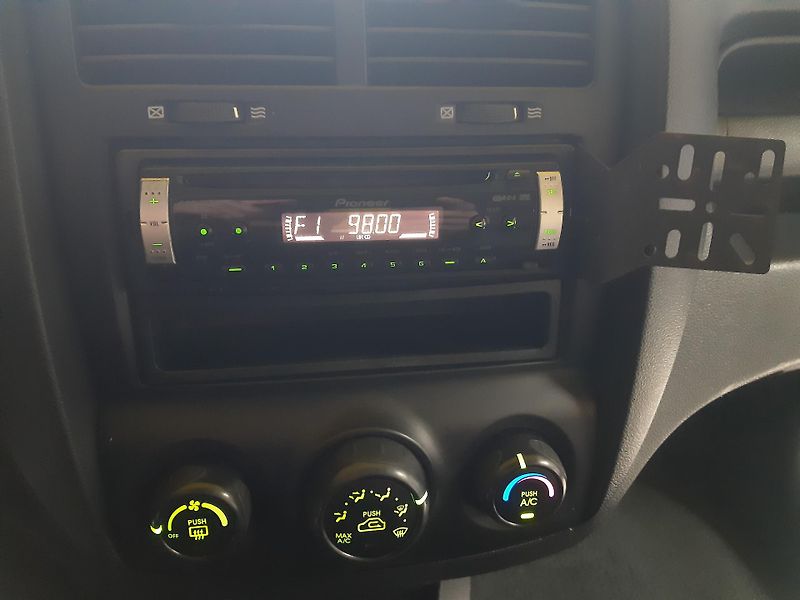 Kia Sportage 2.0 i 4x4 - fotka 10 z 18