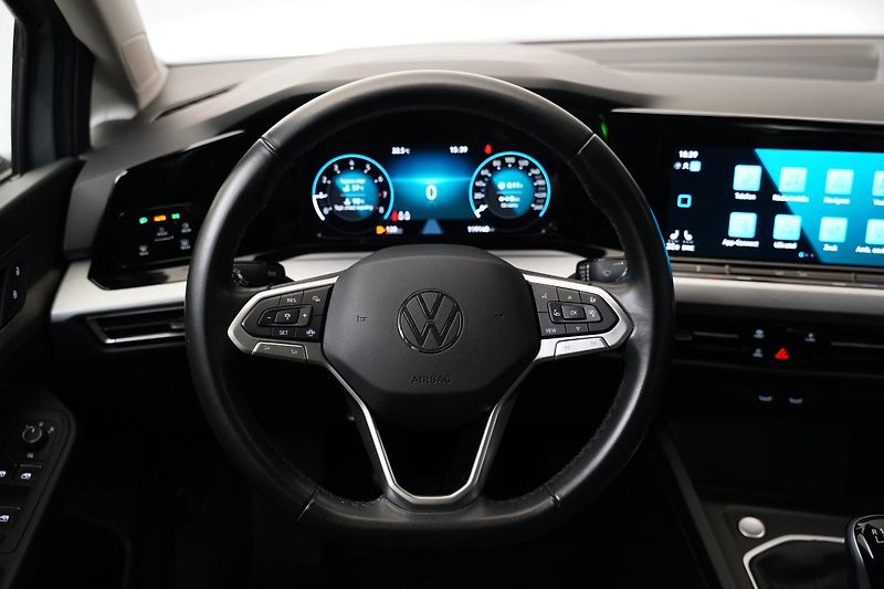 Volkswagen Golf - fotka 17 z 24