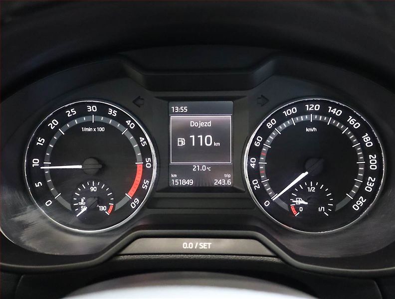 Škoda Octavia (2015) Scout 2.0 TDI, 4X4, Xenony - fotka 11 z 18