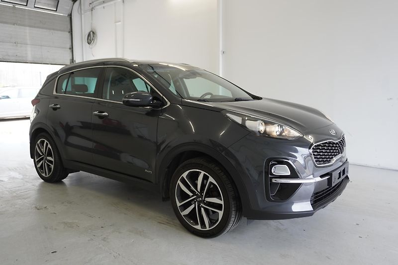 Kia Sportage 2,0 CRDI 4WD ADVANCE - fotka 3 z 31