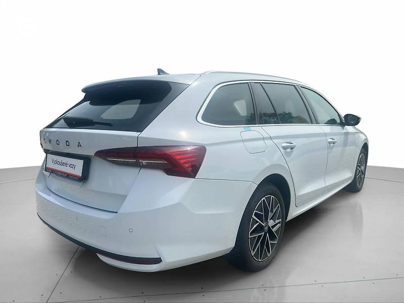 Škoda Octavia Combi Top Selection 1,5TSI 110 - fotka 2 z 29
