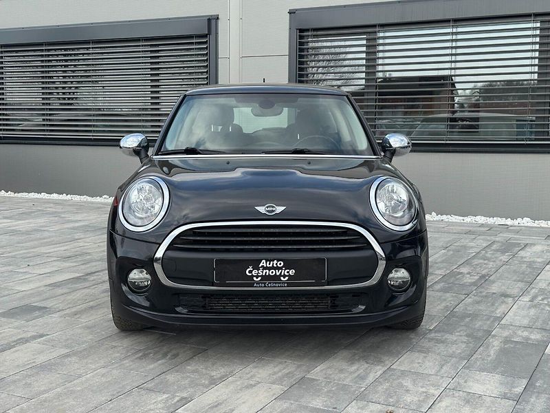 Mini One (2014) 1.2i 75kW - fotka 2 z 28