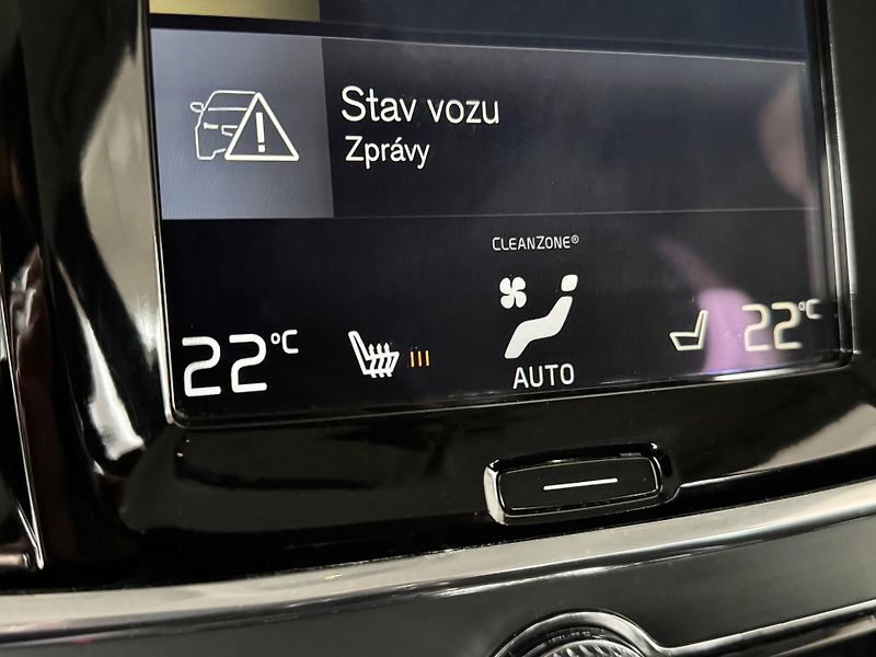 Volvo S90 D4 Aut*140kW*LED*Kamera*Tažné - fotka 23 z 33