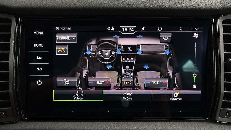 Škoda Kodiaq 2.0 TDI DSG 4x4 Sportline Excl - fotka 29 z 32