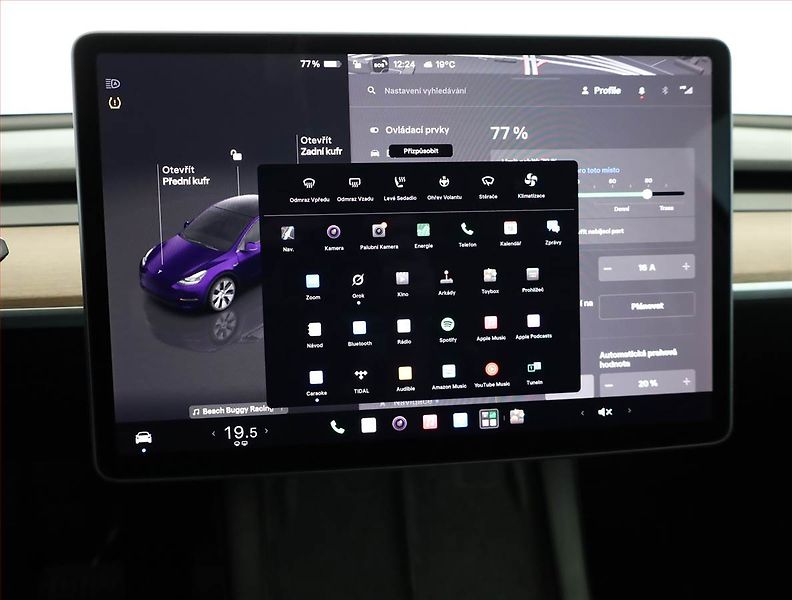 Tesla Model Y (2024) Long Range RWD 79kWh, SoH 92% - fotka 16 z 22