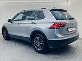 Volkswagen Tiguan 2,0 TDI DSG 110 kW COMFORTLINE - náhled 24