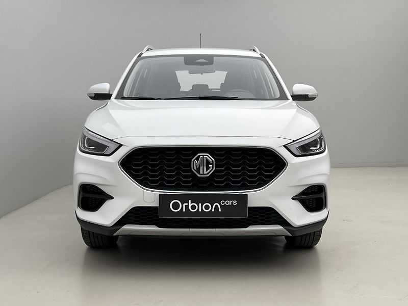 MG ZS 1.5 ESSENTIAL PLUS CZ 1.maj. - fotka 13 z 40