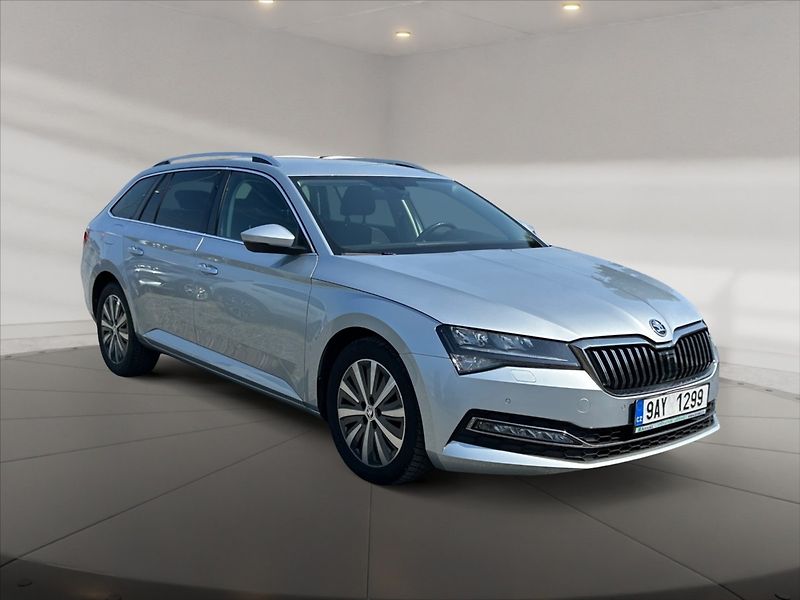 Škoda Superb 2,0 TDI Style AT - fotka 1 z 11