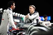 Daniel Ricciardo (vlevo) a Liam Lawson