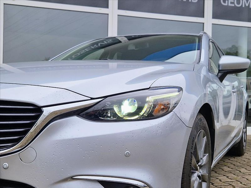 Mazda 6 2,2 D SKYACTIVE, VÝHŘEV NOSIČ - fotka 10 z 42