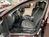 Volkswagen Passat 2,0 TDI ALLTRACK 1.MAJ.,ČR,SER - náhled 14