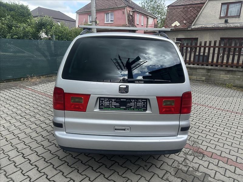 Seat Alhambra 1,9 TDI 7.MÍST BEZ KOROZE - fotka 6 z 21