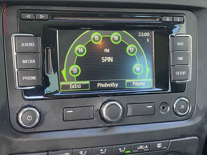 Škoda Yeti (2014) 1.4 TSi, Elegance, xenon - fotka 15 z 19