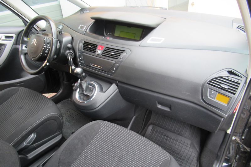 Citroën C4 Picasso 1.6 HDi Aut. Klima - fotka 11 z 22