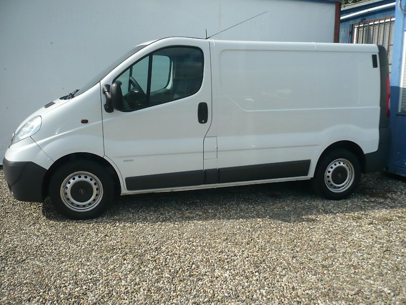 Opel Vivaro 2.0DCI 66Kw Klima L1H1 - fotka 3 z 21