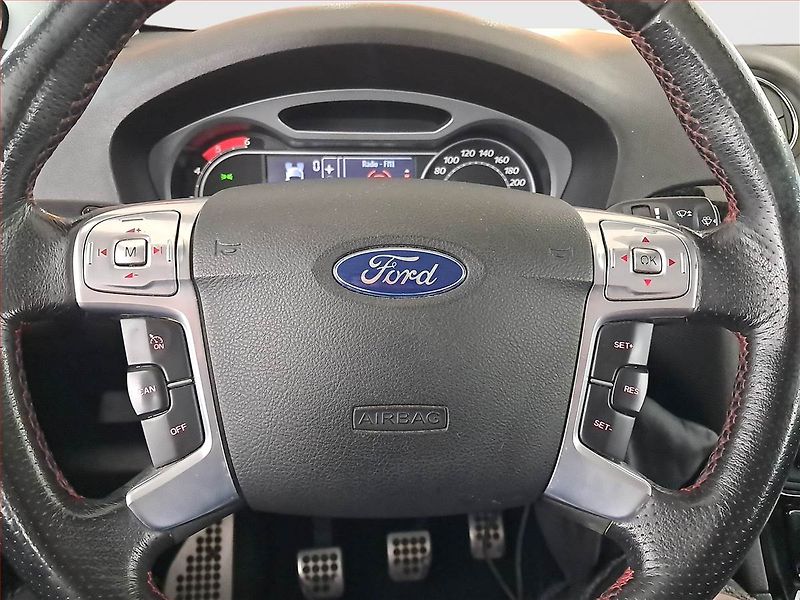 Ford S-MAX (2009) Titanium 2.2 TDCi, 7 míst - fotka 20 z 21