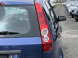 Ford Fiesta 1.3i 51Kw ČR TAŽNÉ KLIMA - náhled 34