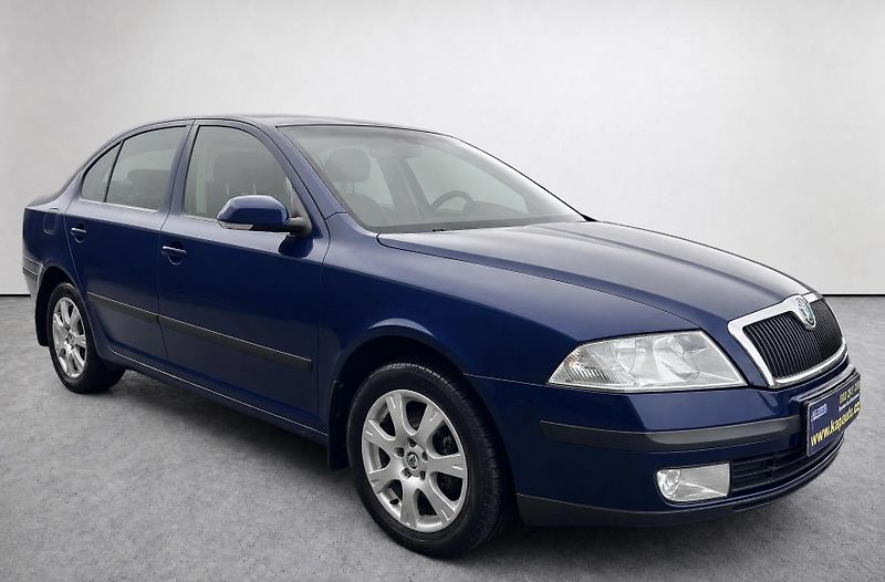 Škoda Octavia 2.0 TDI Elegance - fotka 1 z 34