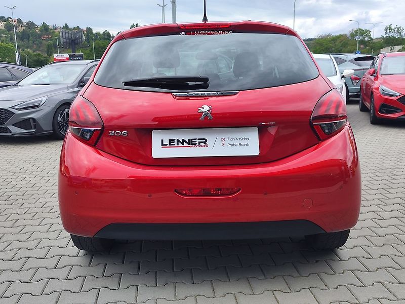 Peugeot 208 1.2 PureTech/61kW SIGNATURE - fotka 6 z 26