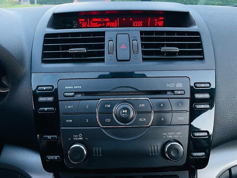 Mazda 6 2.0i MAN 1MAJITEL VÝHŘEV TAŽNÉ - fotka 36 z 41